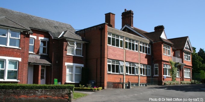 Banstead Preparatory School, SM7