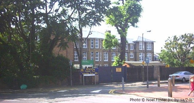 Allfarthing Primary School, London SW18