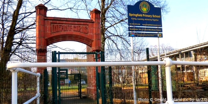 Springfield Primary School, Sale M33