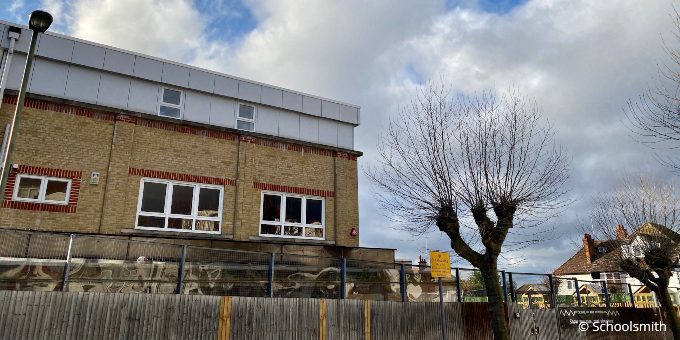 Akiva School, Finchley, London N3