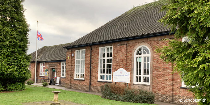 Woodheys Primary School, Sale M33