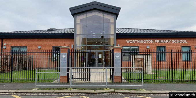 Worthington Primary School, Sale M33