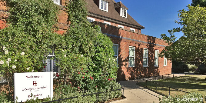 St George's Junior School, Weybridge KT13