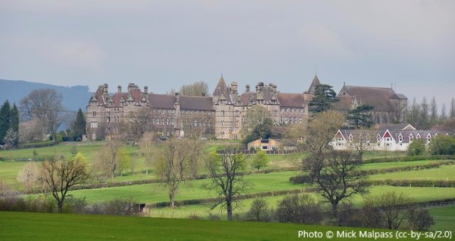 Denstone College, Uttoxeter ST14 (CC)